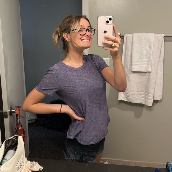 Lululemon Meant to Move Tee - Picture 3 of 5